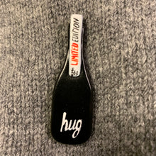 Lade das Bild in den Galerie-Viewer, #beerhug Miniature Pin